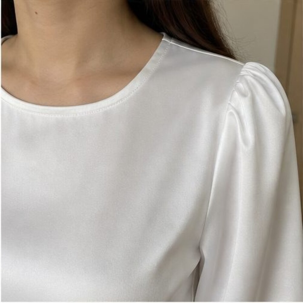 White Ruffle Blouse - Picture 4 of 6